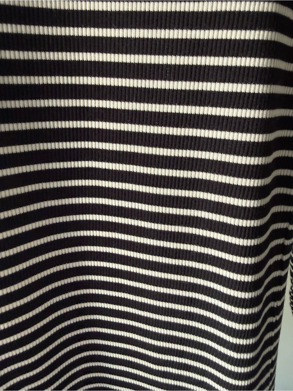 NWT T by TALBOTS Black & White Stripe Long-Sleeve Henley Top SZ M (17" P2P) - Picture 5 of 13
